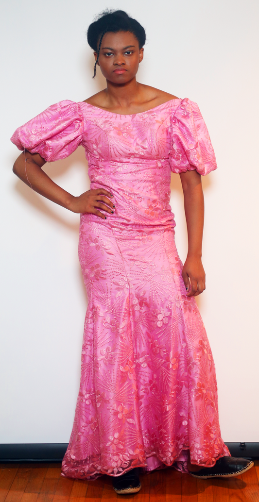 Evening lace dress Color: Pink
